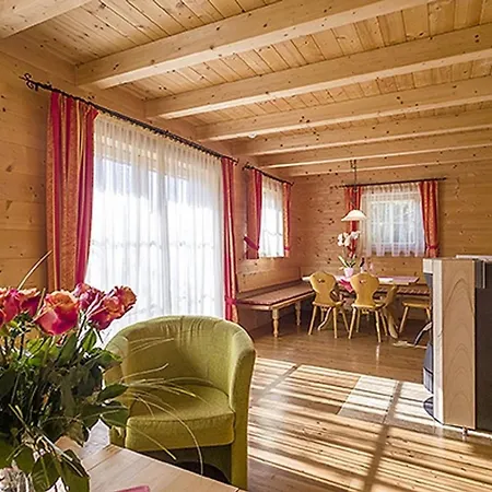 Achenseer Huettendoerfl Eben am Achensee